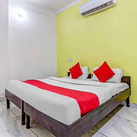 Hotel O Cozy Stay Dillí Exteriér fotografie
