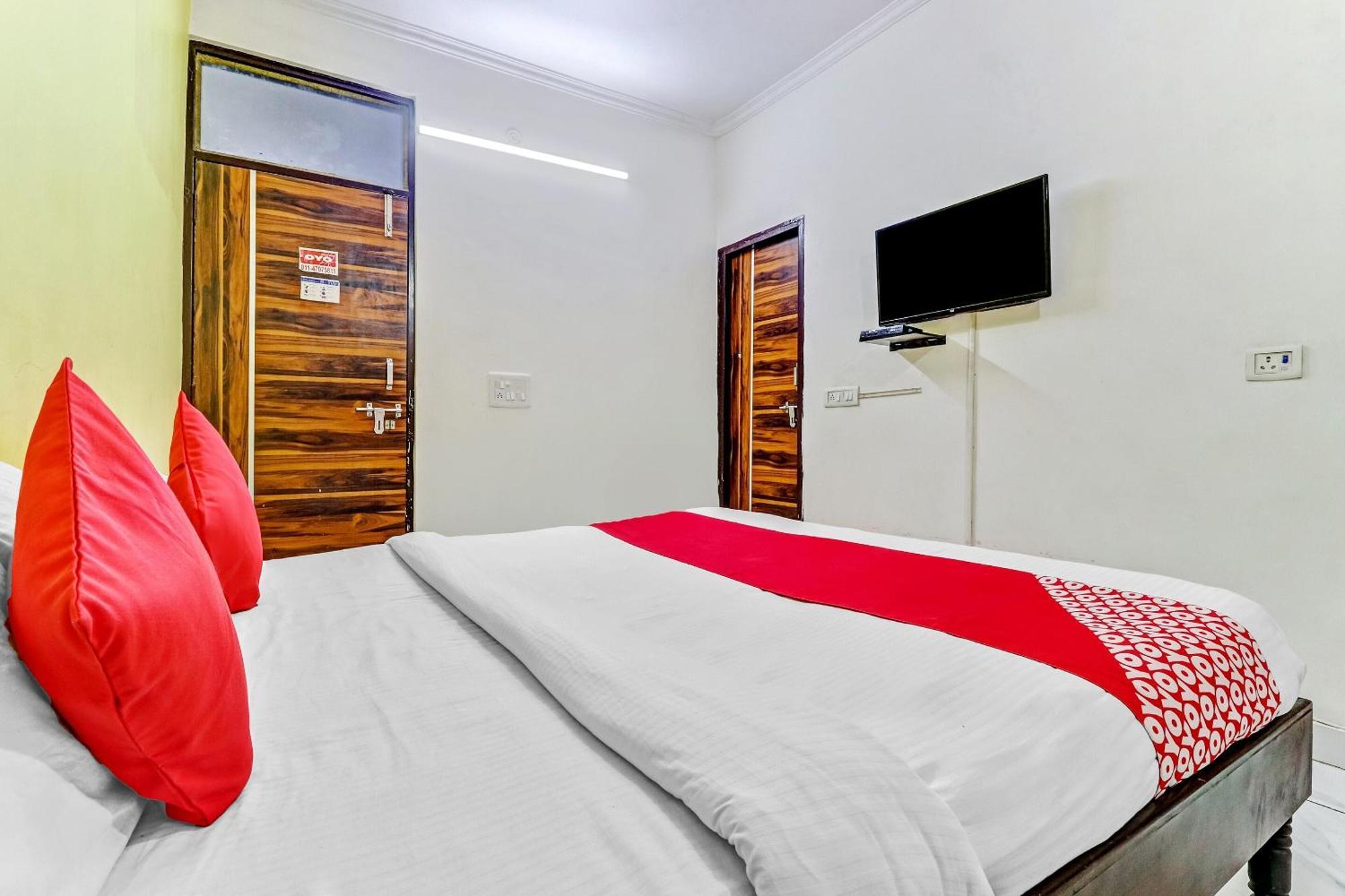 Hotel O Cozy Stay Dillí Exteriér fotografie