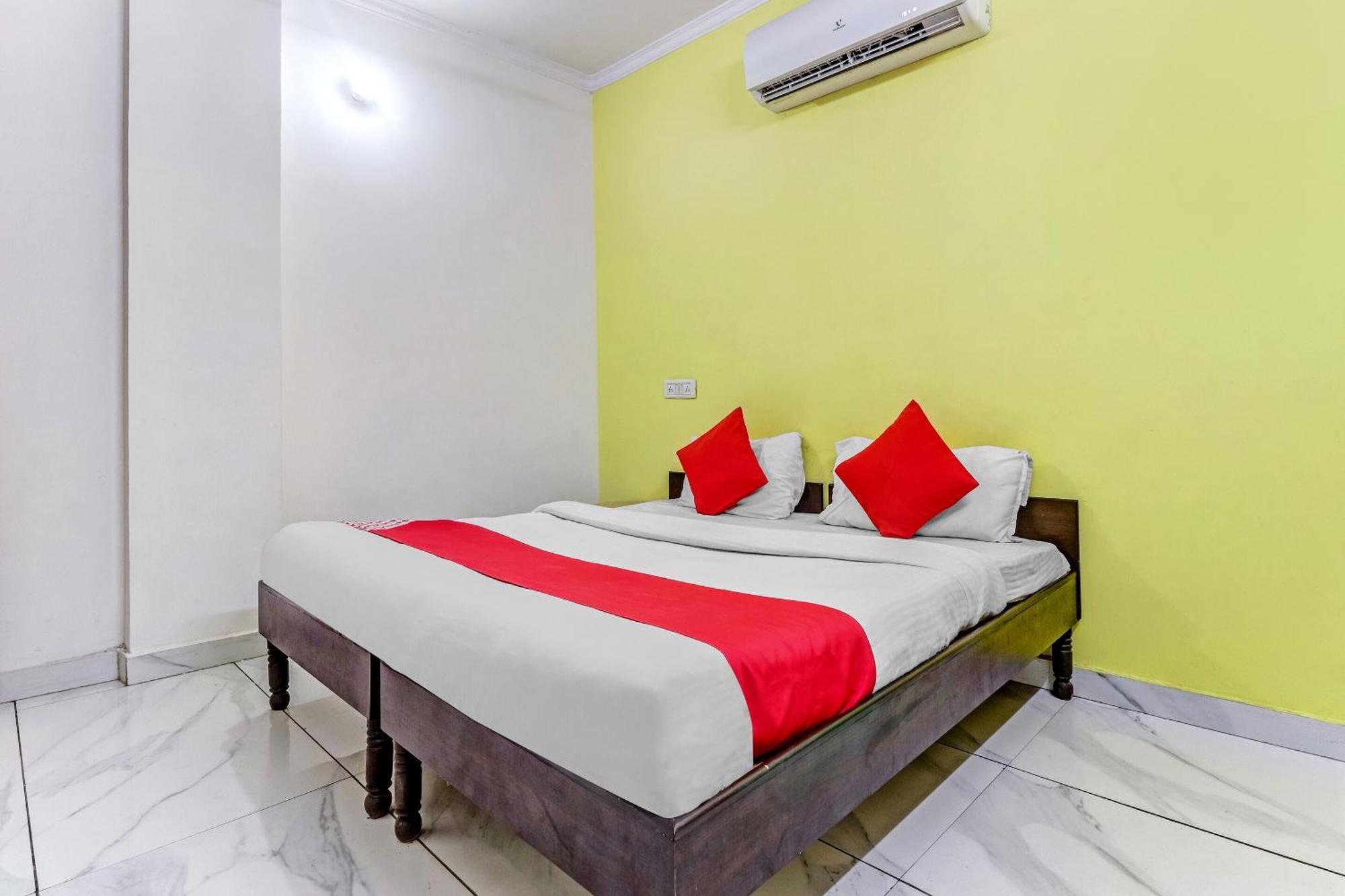 Hotel O Cozy Stay Dillí Exteriér fotografie